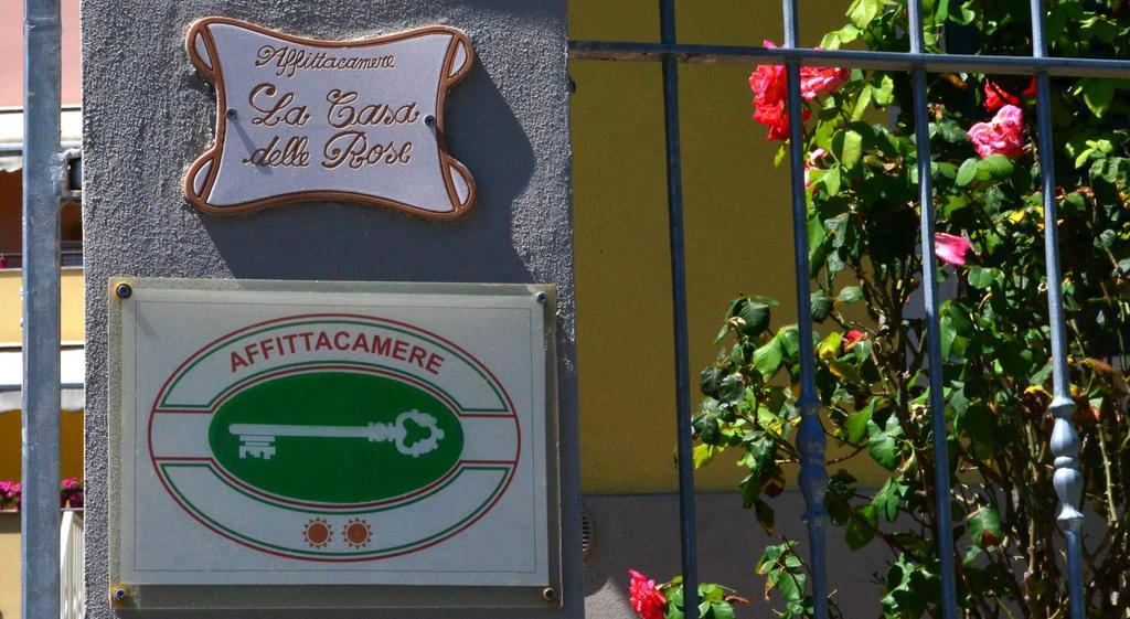 La Casa Delle Rose Room With Air Conditioning La Spezia Exterior photo