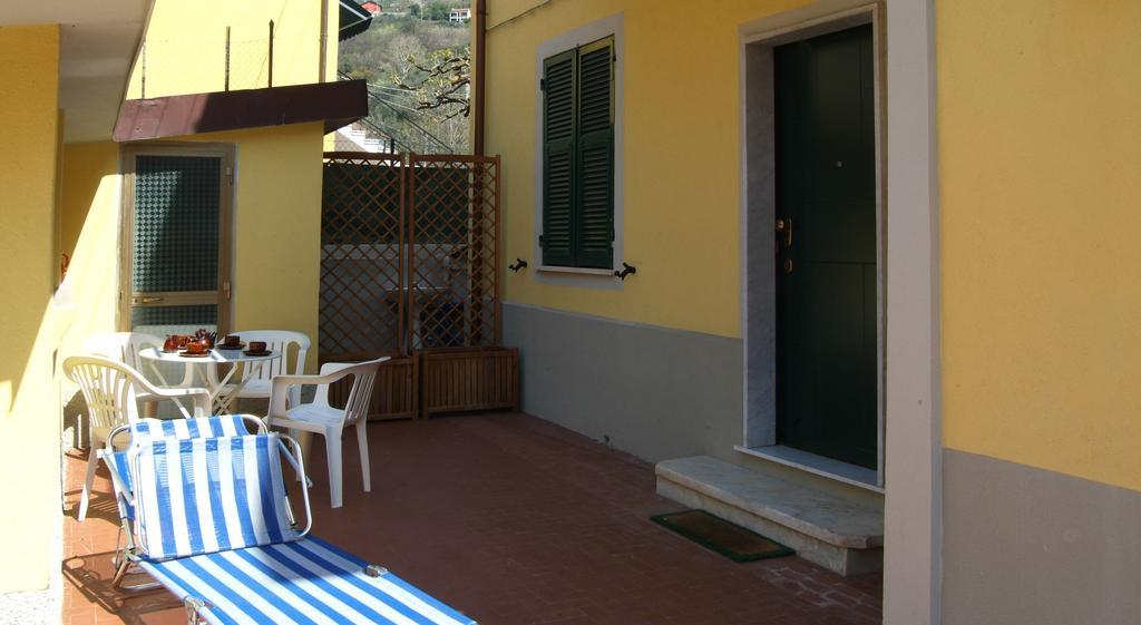 La Casa Delle Rose Room With Air Conditioning La Spezia Exterior photo